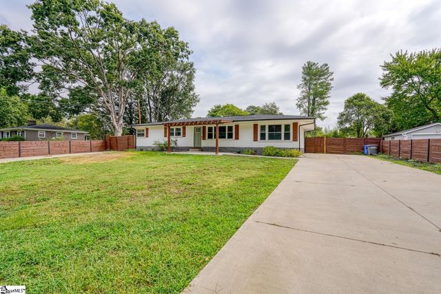 303 Watson Road, Taylors, SC 29687
