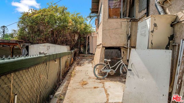 3302 Winter Street, Los Angeles, CA 90063