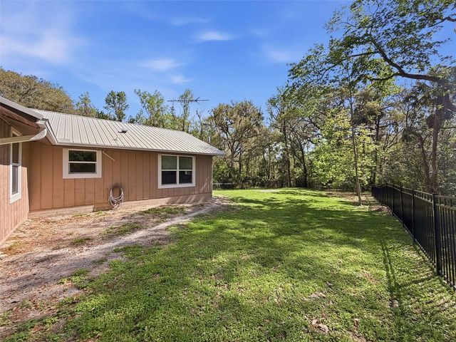 24350 LANARK ROAD, Brooksville, FL 34601