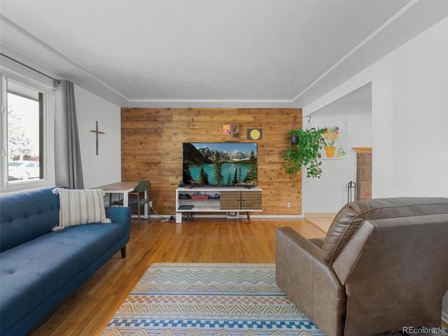 5182 Zinnia Street, Arvada, CO 80002