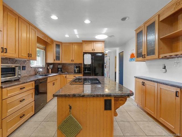 5182 Zinnia Street, Arvada, CO 80002