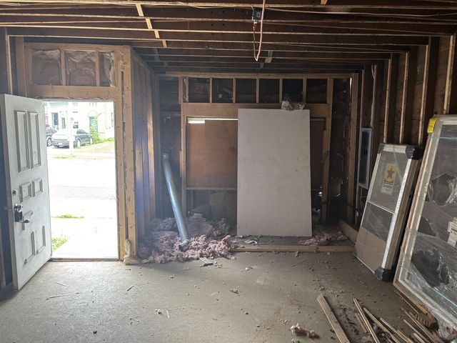 451 Carrier Street, Grand Rapids, MI 49505