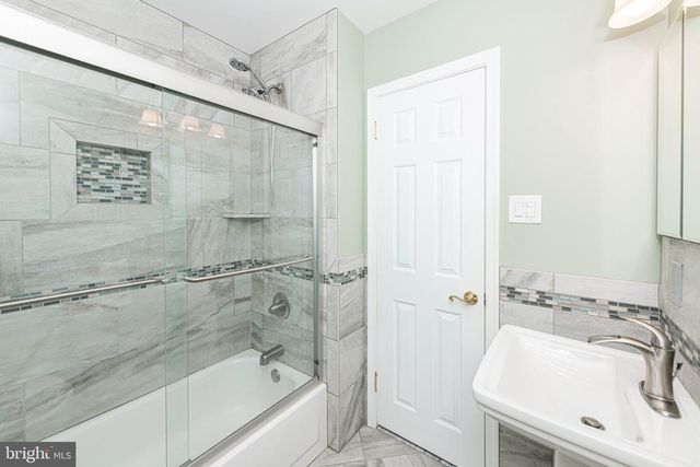 1053 FLORIDA AVE, Bensalem, PA 19020
