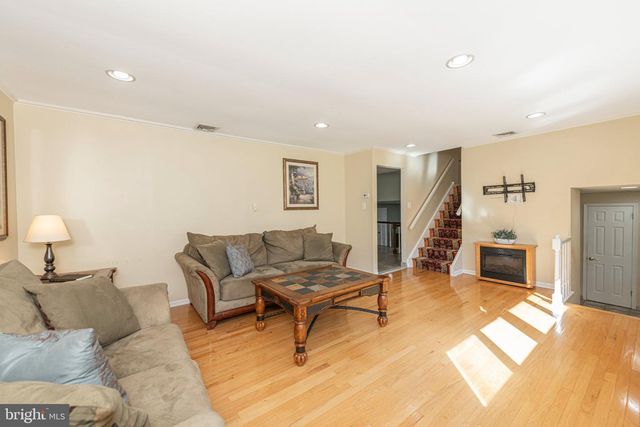 1053 FLORIDA AVE, Bensalem, PA 19020