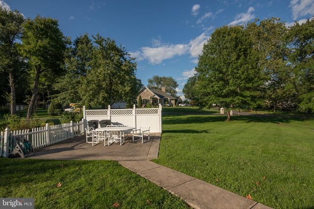 1053 FLORIDA AVE, Bensalem, PA 19020