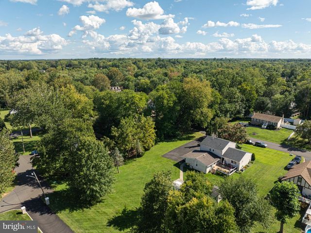 1053 FLORIDA AVE, Bensalem, PA 19020