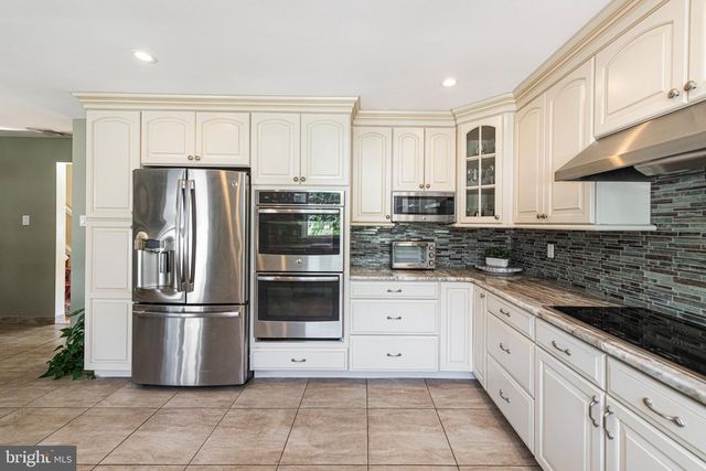 1053 FLORIDA AVE, Bensalem, PA 19020