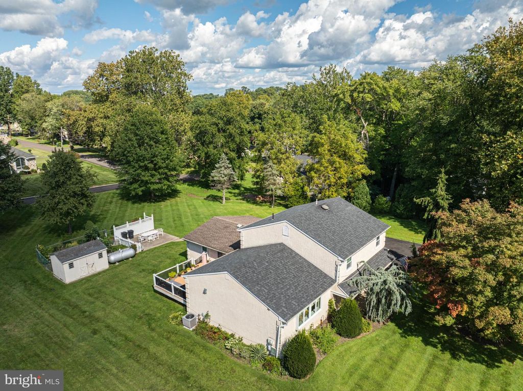1053 FLORIDA AVE, BENSALEM, PA 19020 — photo 2