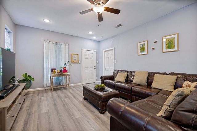 4411 Rosine Avenue, Dallas, TX 75215