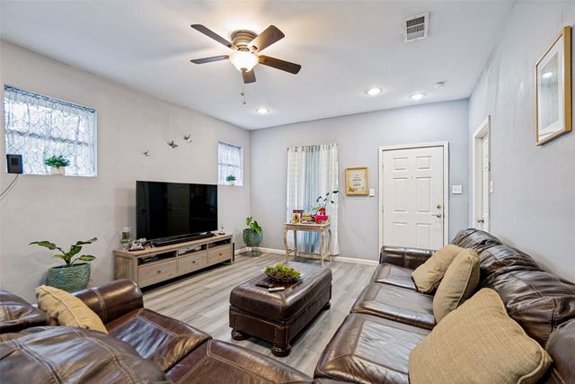 4411 Rosine Avenue, Dallas, TX 75215