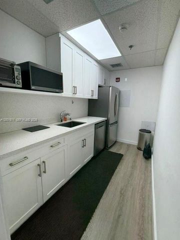 2600 SW 3rd Ave 750, Miami, FL 33129
