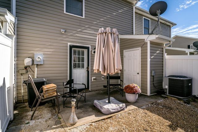 105 13th St Unit D, Grottoes, VA 24441