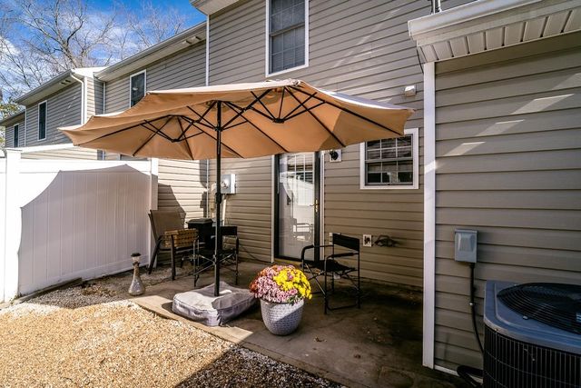 105 13th St Unit D, Grottoes, VA 24441