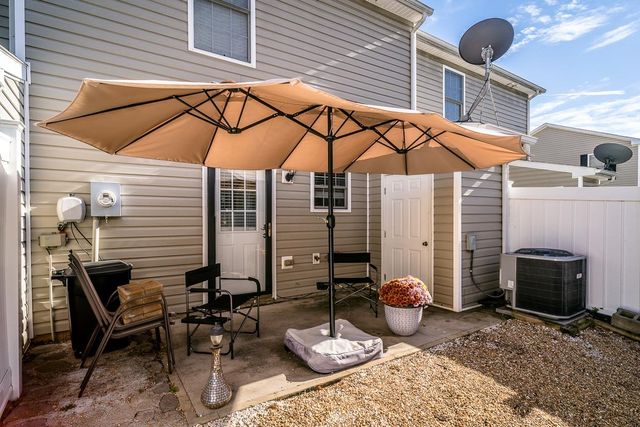 105 13th St Unit D, Grottoes, VA 24441