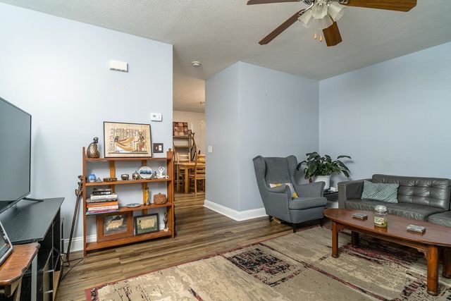 105 13th St Unit D, Grottoes, VA 24441