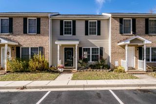 105 13th St Unit D, Grottoes, VA 24441
