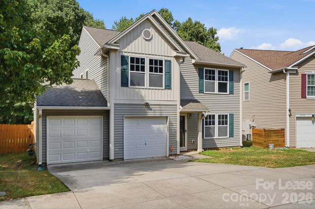 1906 Treefrog Court, Charlotte, NC 28262