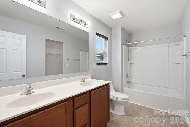 1906 Treefrog Court, Charlotte, NC 28262
