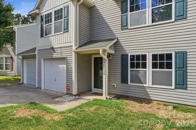 1906 Treefrog Court, Charlotte, NC 28262