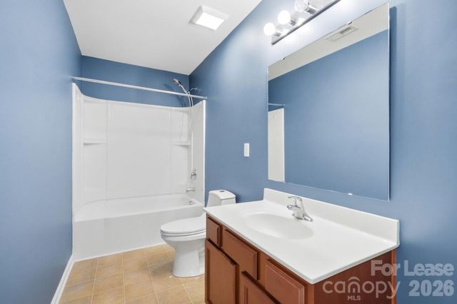 1906 Treefrog Court, Charlotte, NC 28262