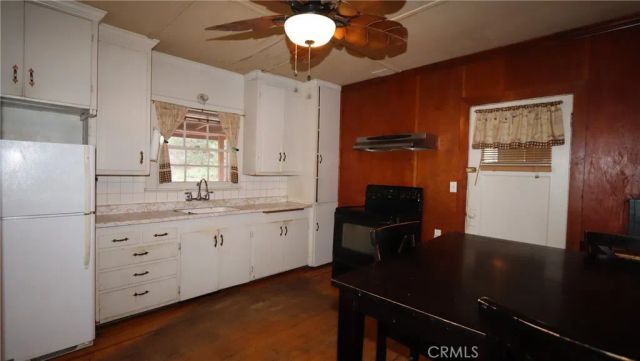 17327 Bay Leaf Road, Cobb, CA 95461