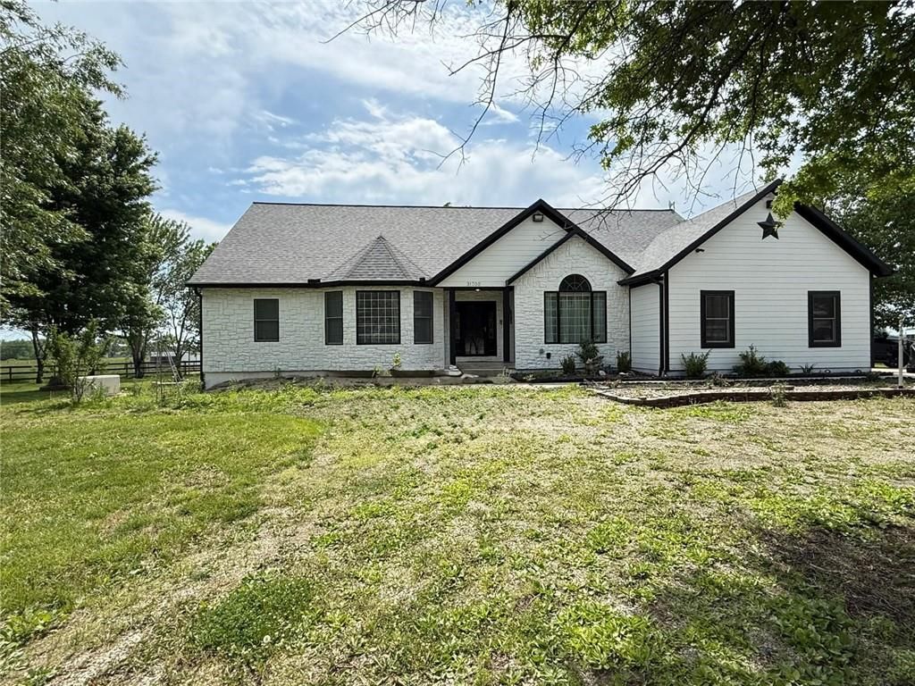 31700 Osawatomie Road, Paola, KS 66071