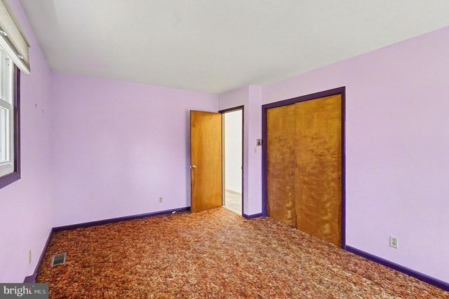 141 PAPERMILL RD, Barto, PA 19504