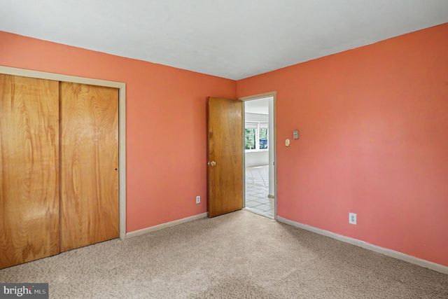 141 PAPERMILL RD, Barto, PA 19504