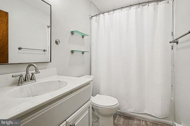 141 PAPERMILL RD, Barto, PA 19504