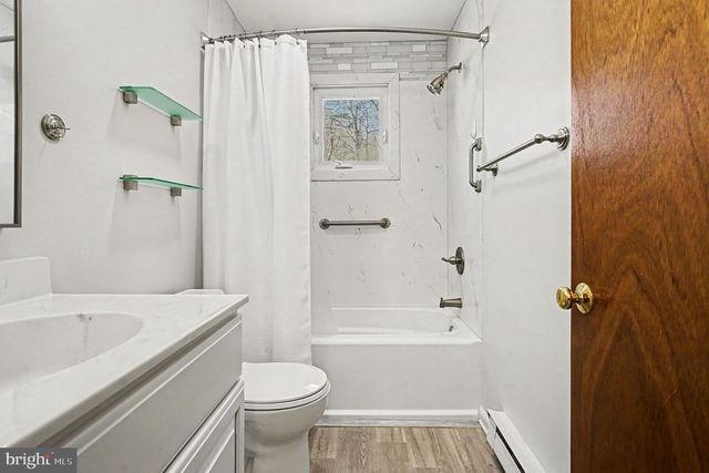 141 PAPERMILL RD, Barto, PA 19504