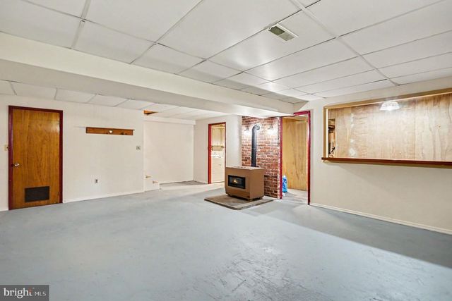 141 PAPERMILL RD, Barto, PA 19504