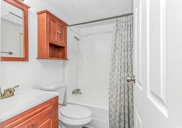 159 Offshore Dr., Murrells Inlet, SC 29576