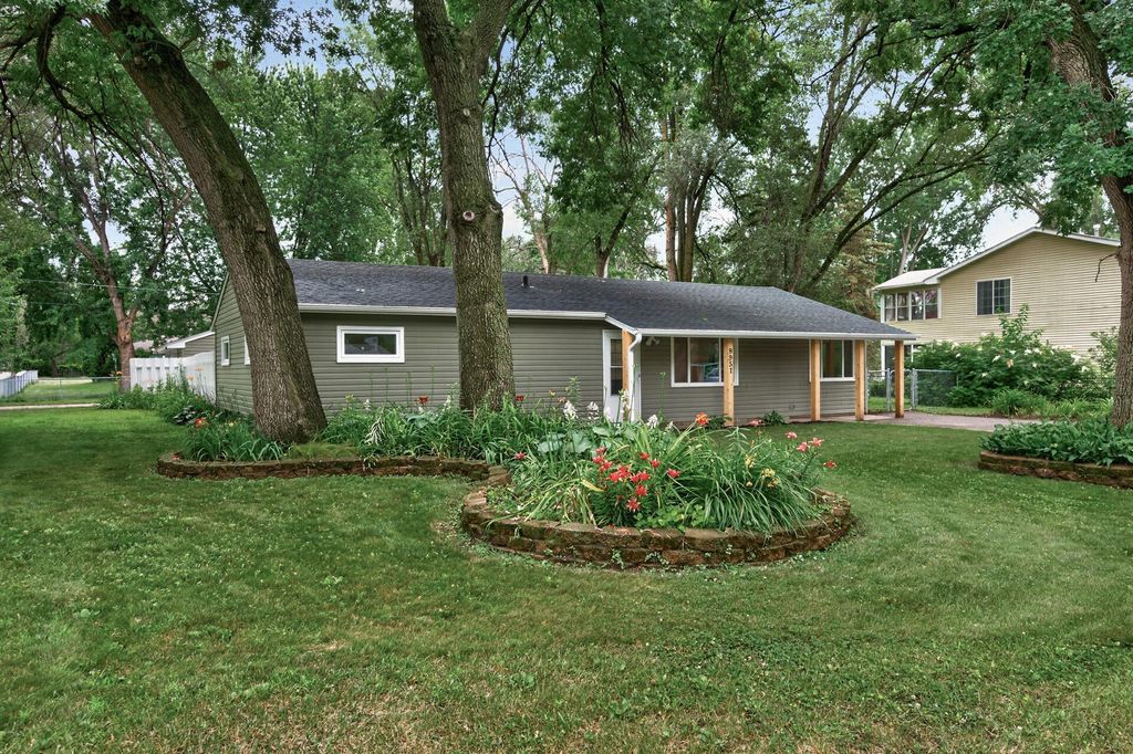 9951 Olive Street NW, Coon Rapids, MN 55433