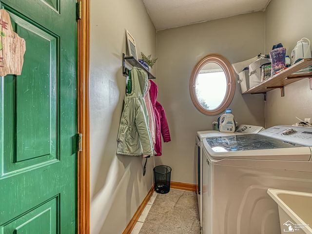 7611 Michelle Street, Monroe, MI 48162