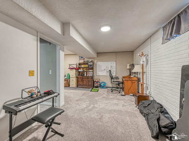 7611 Michelle Street, Monroe, MI 48162