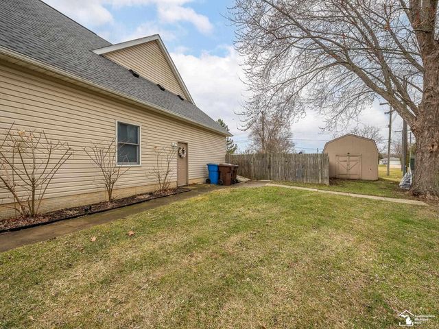 7611 Michelle Street, Monroe, MI 48162