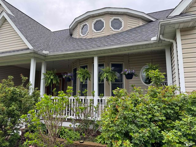 7611 Michelle Street, Monroe, MI 48162