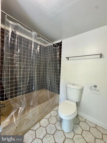 678 MELVIN DR, Baltimore, MD 21230