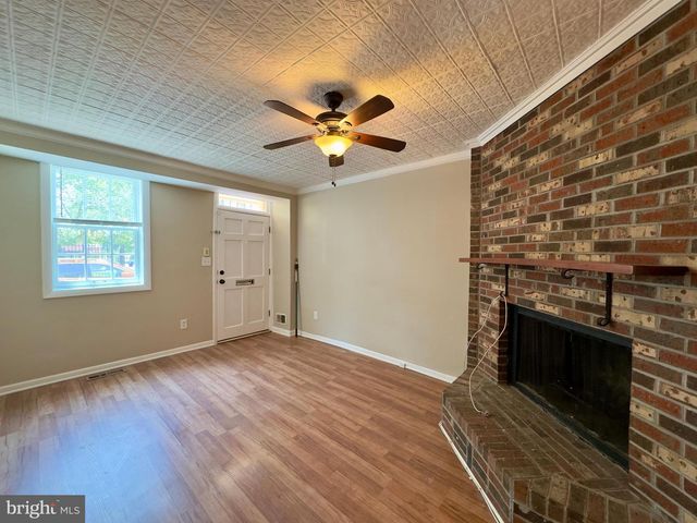 678 MELVIN DR, Baltimore, MD 21230