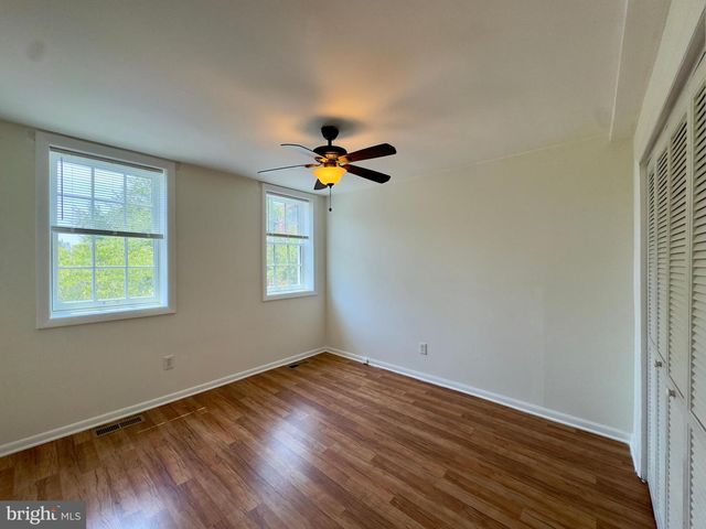 678 MELVIN DR, Baltimore, MD 21230