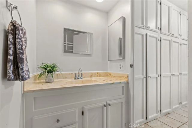 5200 Irvine Blvd. Spc 194, Irvine, CA 92620