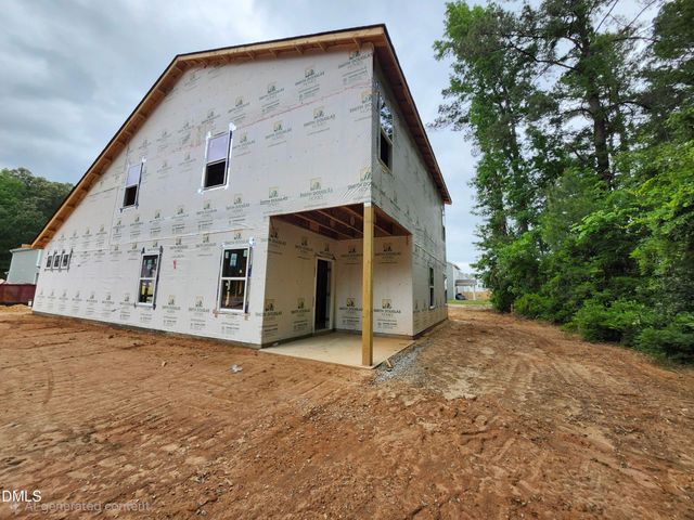 1673 Elk Run Drive, Fayetteville, NC 28312