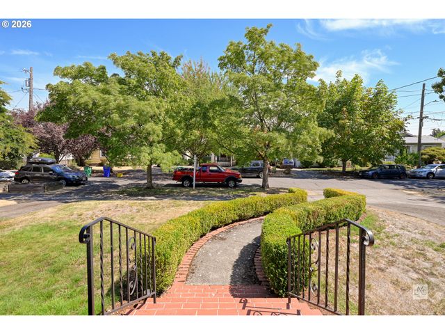 3405 Ne 46TH Ave, Portland, OR 97213