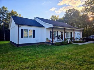 718 Deadmon Road, Mocksville, NC 27028
