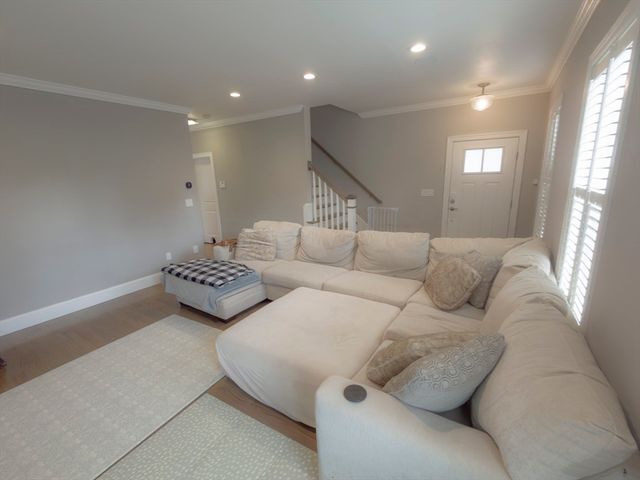 71 Wyvern St. 71, Boston, MA 02131