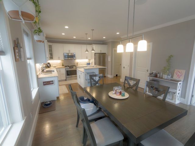 71 Wyvern St. 71, Boston, MA 02131