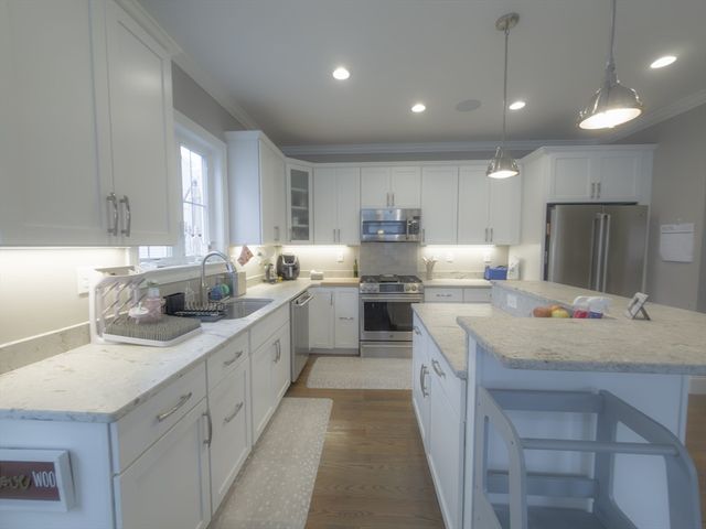 71 Wyvern St. 71, Boston, MA 02131