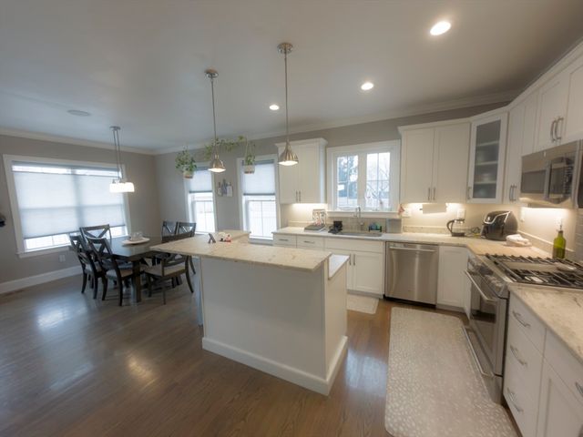 71 Wyvern St. 71, Boston, MA 02131