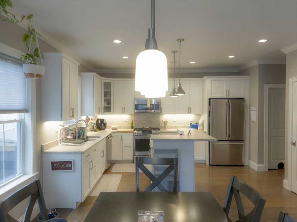 71 Wyvern St. 71, Boston, MA 02131