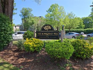 15 HIGGINS Street 106, Smithfield, RI 02917